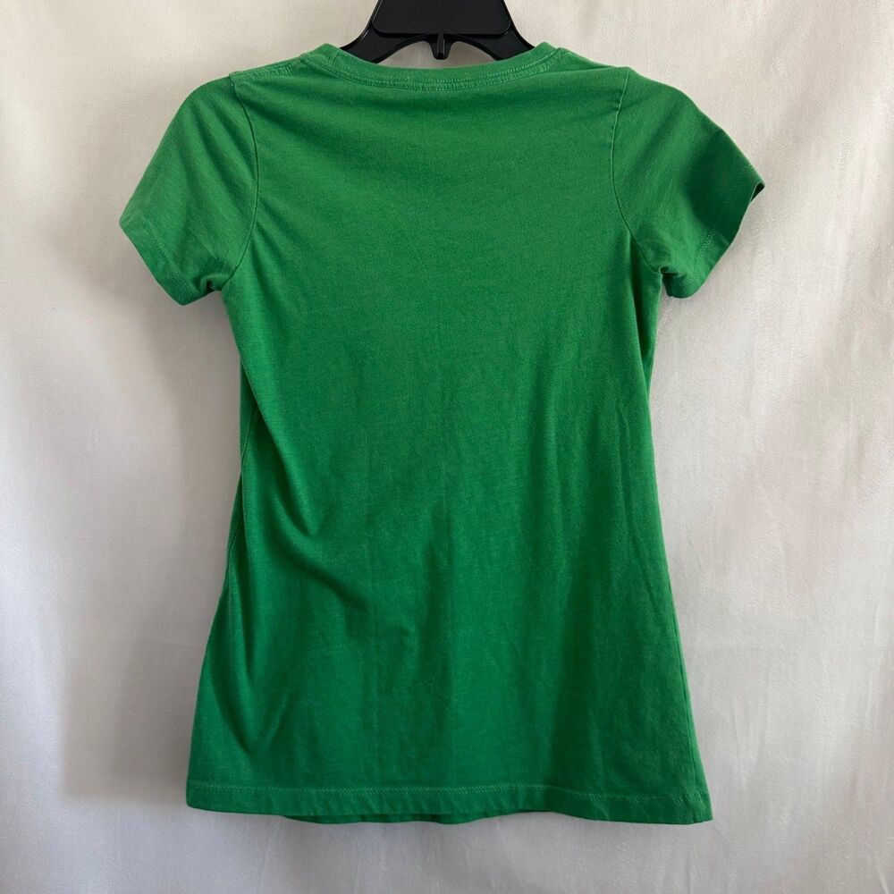 "PEACE LOVE EAGLES" Kelly Green T-Shirt Women's Go Birds Football Small - Picture 3 of 3